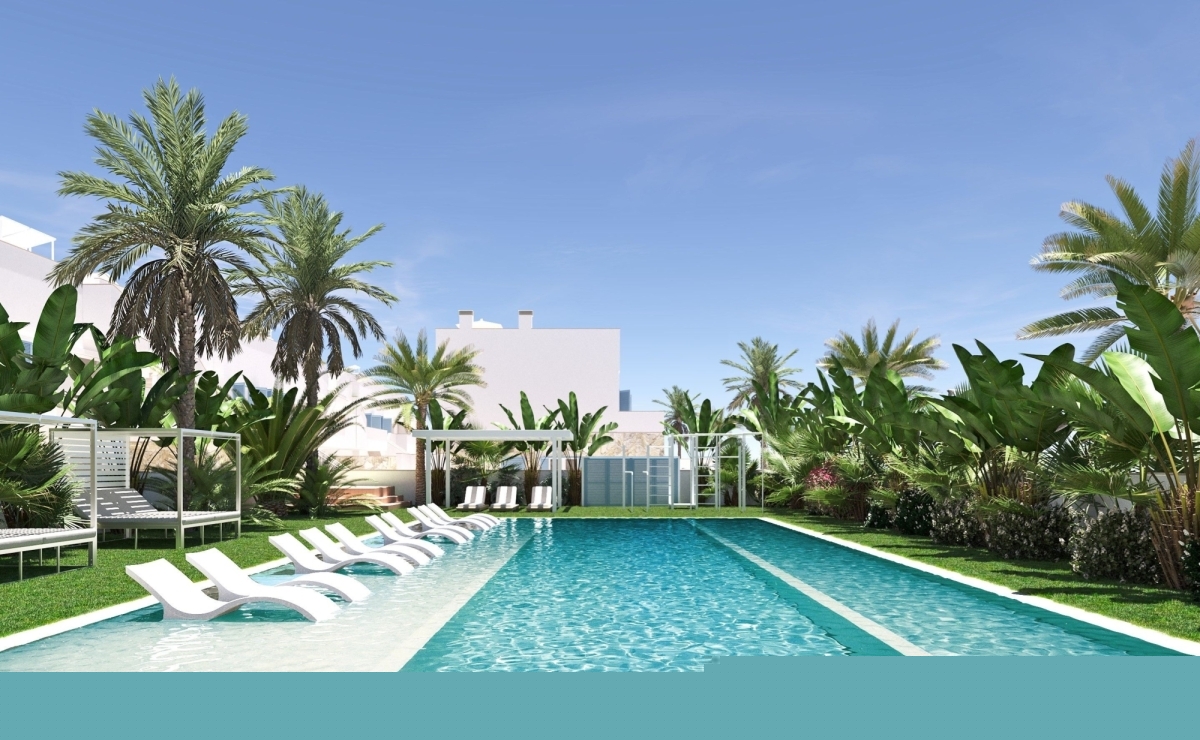 Leben nahe am weißen Sandstrand bestcostahome.de Gerd Ströckens 015172426936