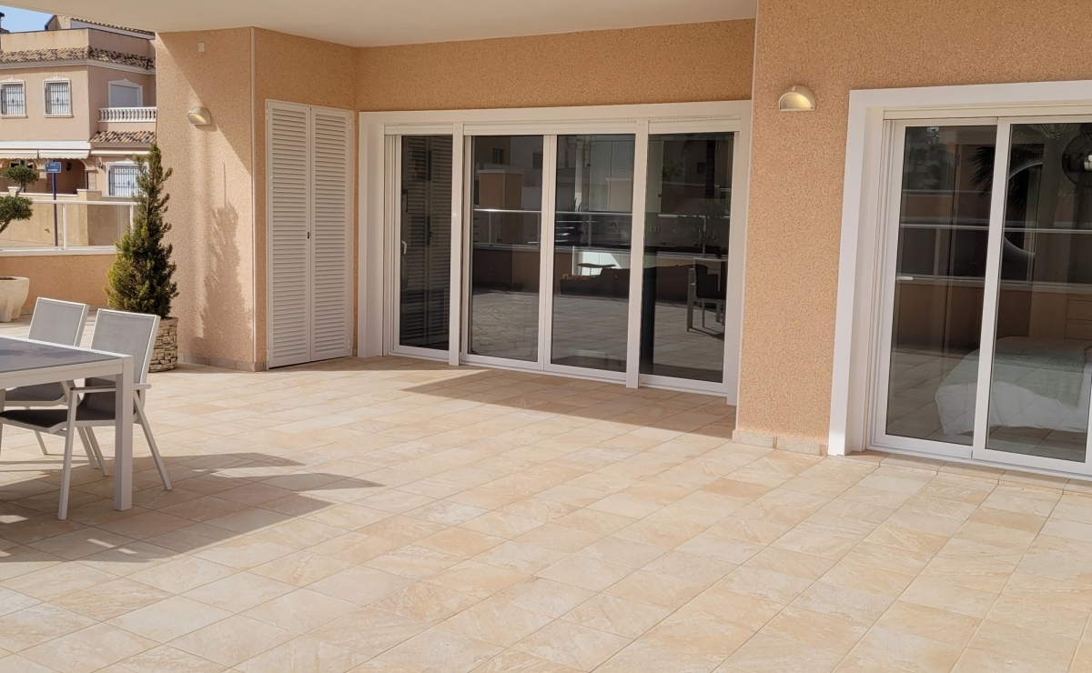 Erstbezug Immobilie Alicante bestcostahome Gerd Ströckens 015172426936-jpg