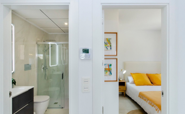 Fluransicht Schlafen Bad