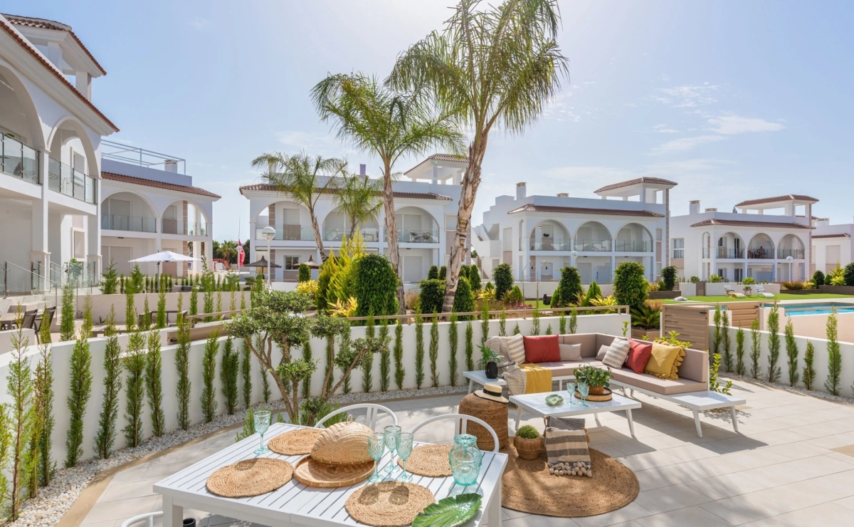 Wer will hier wohnen unter der Sonne Spaniens Viel Platz zum Wohnen in diesem großzügigen Ferienhaus in Spanien O